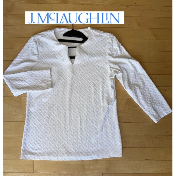 J. McLaughlin Tops - J. McLaughlin white textured link top, S,  L1036
